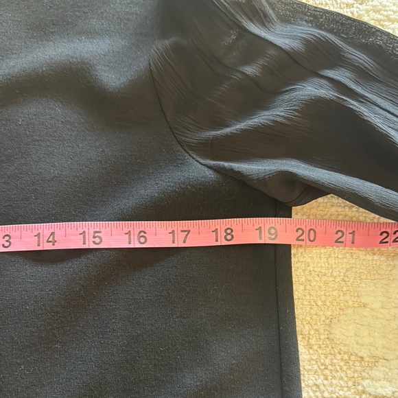 Theory Long Sleeve Blouse with Silk Peplum Hem size Large - Picture 14 of 16